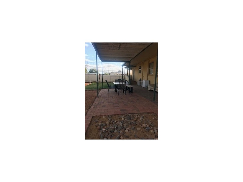 18 North West Terrace, Morgan SA 5320