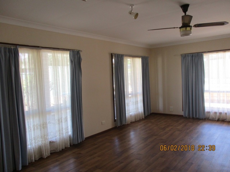 4 Murray Street, Paringa SA 5340