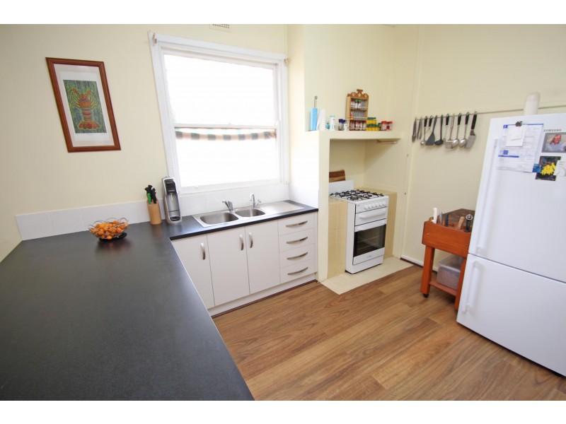 42 Sixteenth Street, Renmark SA 5341