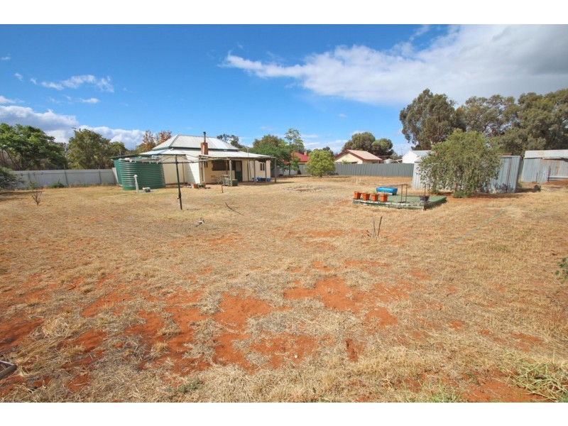 11 Thayne Terrace, Lyrup SA 5343