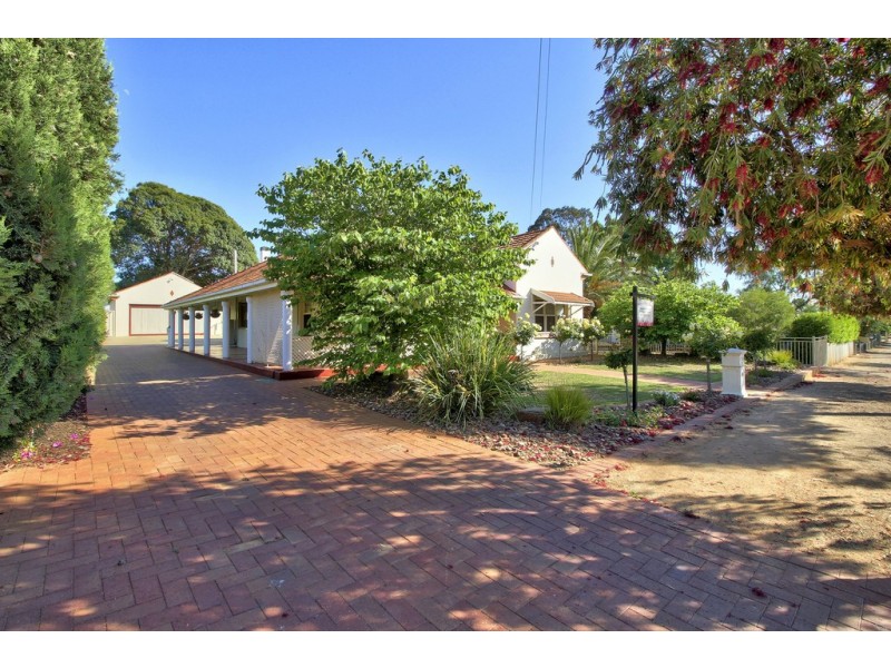 42 Wodonga Avenue, Loxton SA 5333