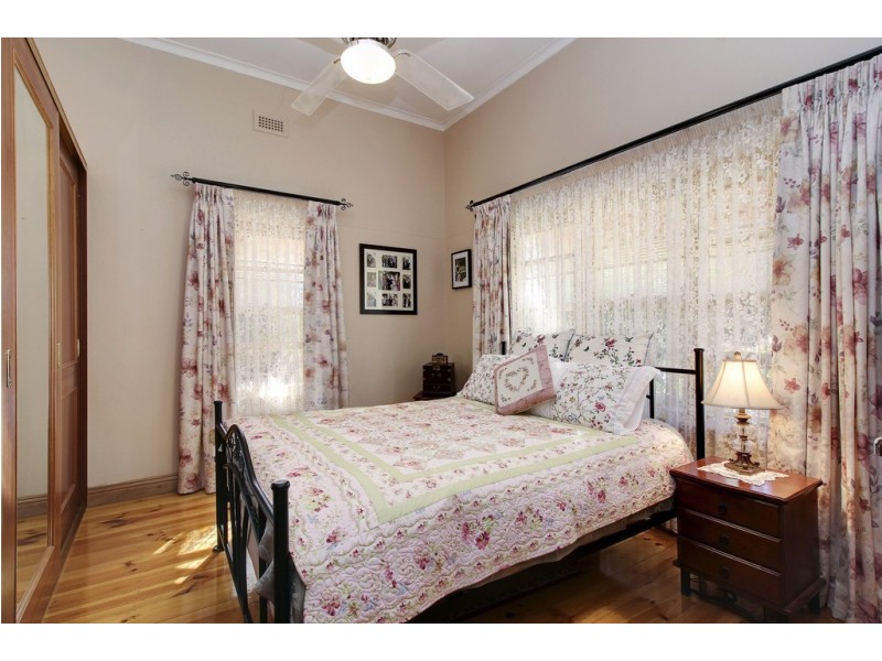 42 Wodonga Avenue, Loxton SA 5333