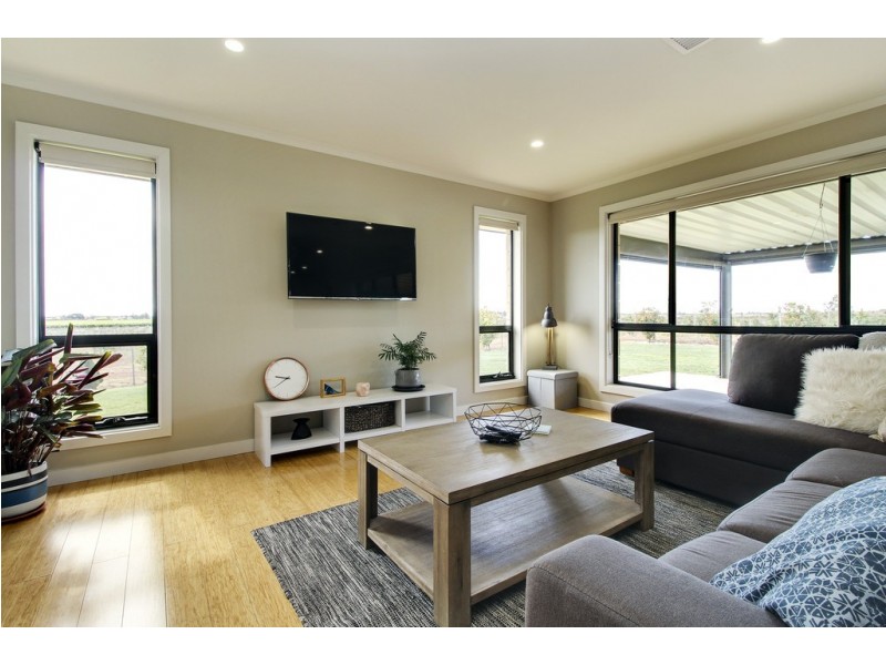 402 Balfour Ogilvy Avenue, Loxton SA 5333