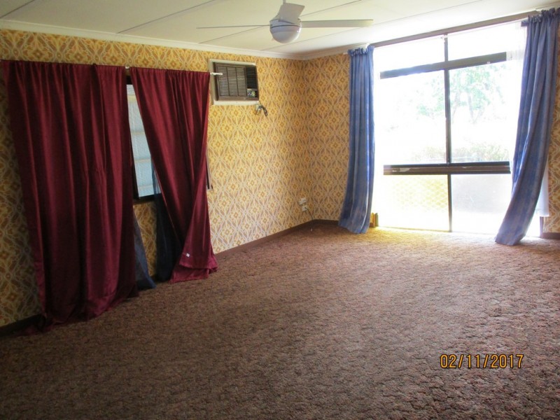 210 Namoi Street, Renmark North SA 5341