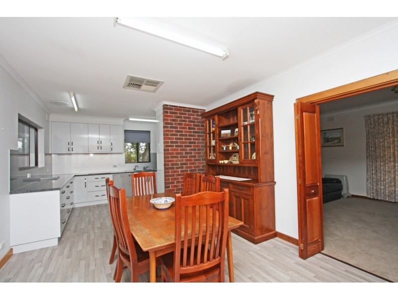 7 Hilltop Drive, Loxton SA 5333
