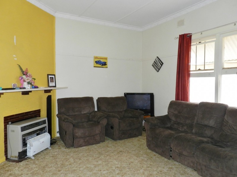 8 Pomroy Crescent, Lyrup SA 5343