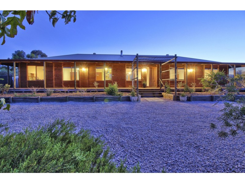 39 Cucumunga Street, Renmark SA 5341