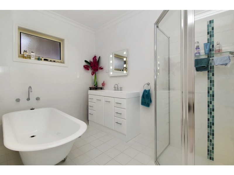 2 Hisgrove Road, Renmark SA 5341