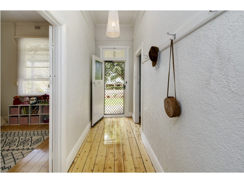 7 Laffer Street, Barmera SA 5345