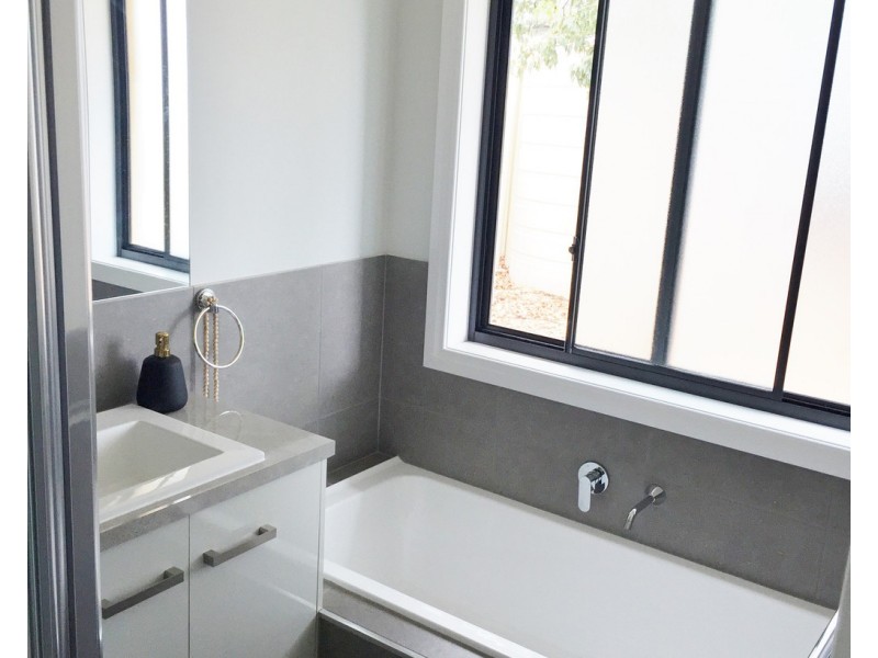 56A Coral Street, Loxton SA 5333