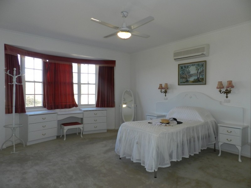 372 Old Sturt Highway, Glossop SA 5344