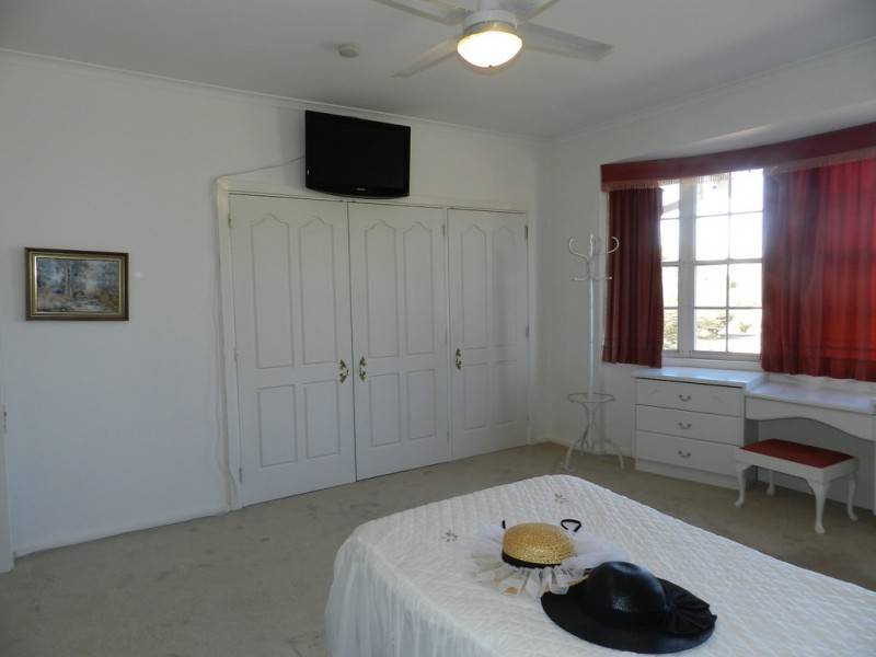 372 Old Sturt Highway, Glossop SA 5344