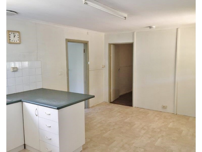 143 Paruna Road, Loxton SA 5333