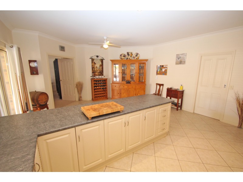 28 Flinders Street, Renmark SA 5341