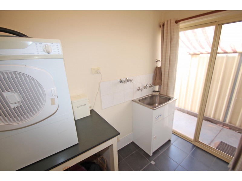 28 Flinders Street, Renmark SA 5341