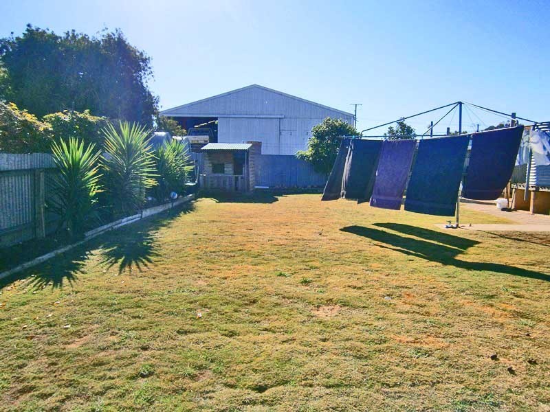 35-37 McCutcheon Street, Waikerie SA 5330