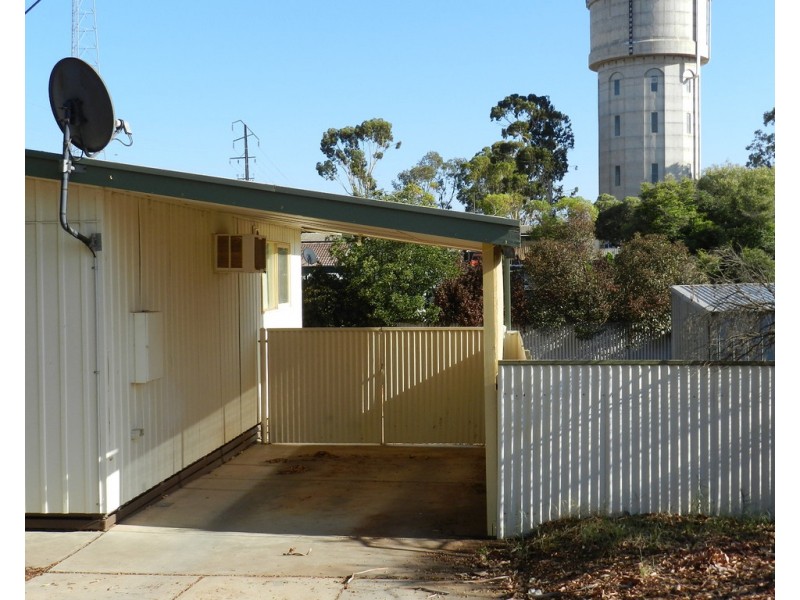 26 Bahnisch Avenue, Berri SA 5343