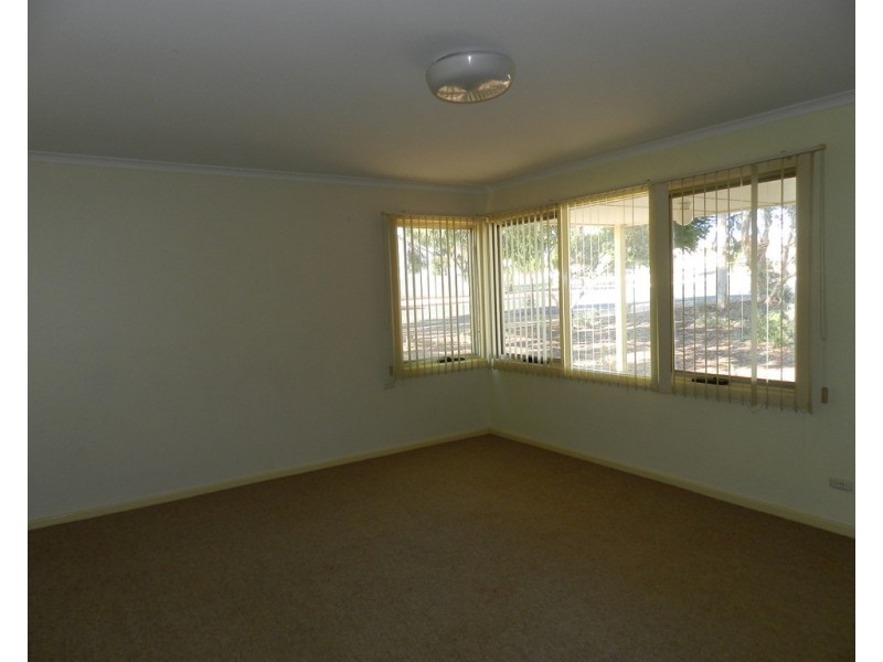 26 Bahnisch Avenue, Berri SA 5343