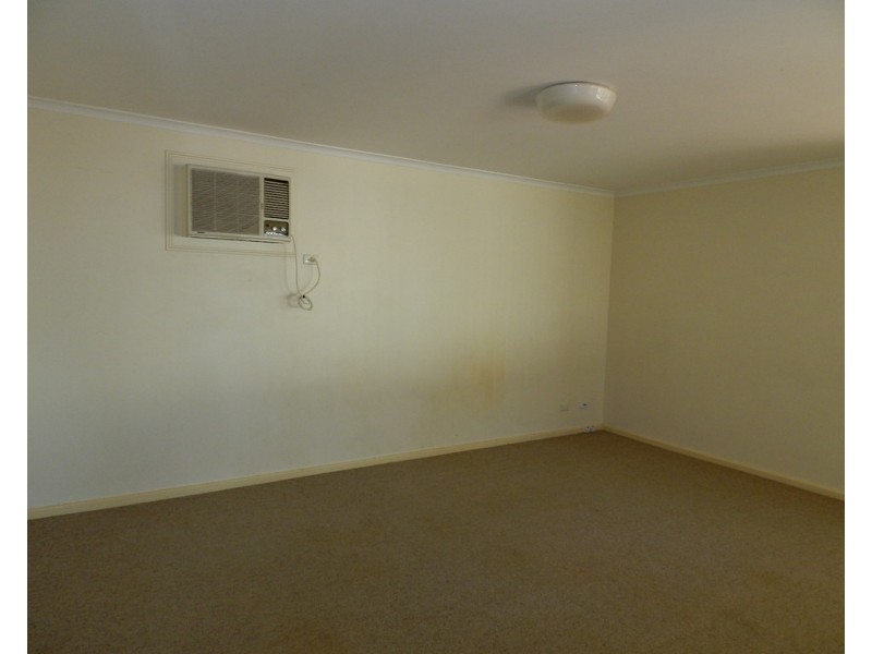 26 Bahnisch Avenue, Berri SA 5343