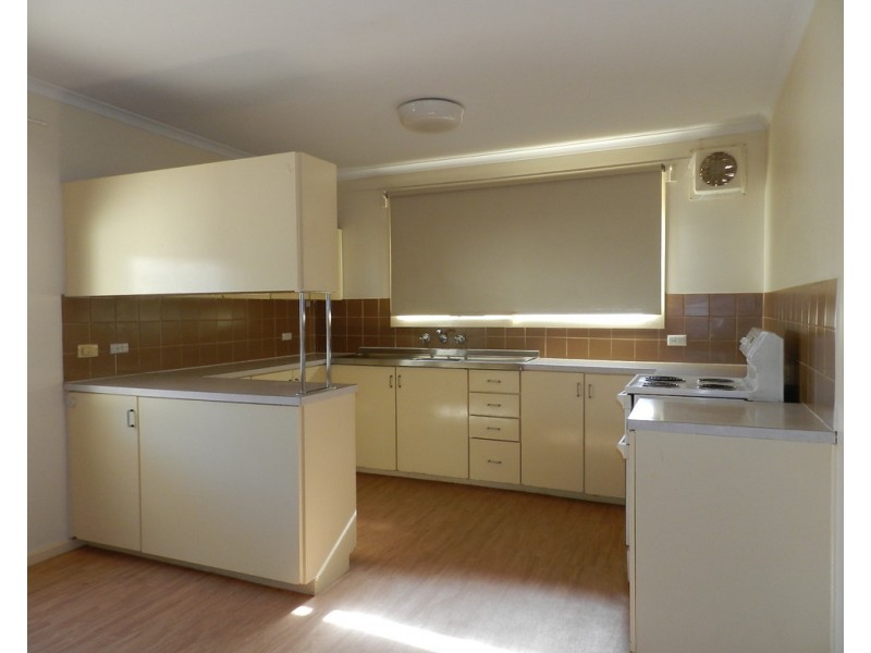 26 Bahnisch Avenue, Berri SA 5343