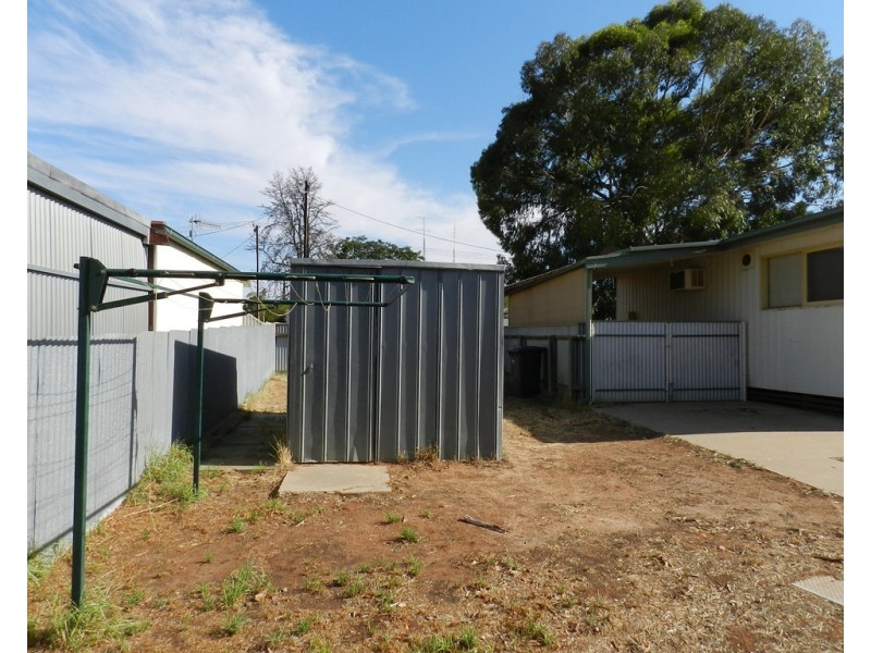 26 Bahnisch Avenue, Berri SA 5343