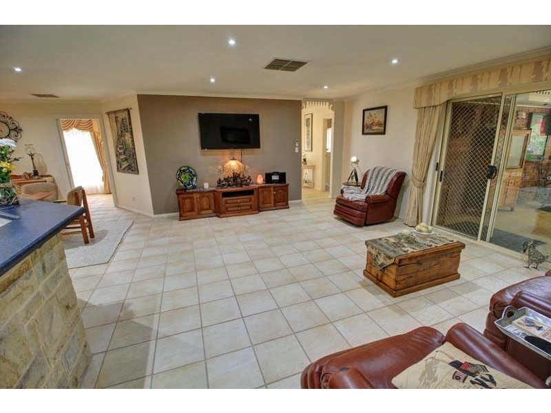 7 Sorrento Court, Renmark SA 5341