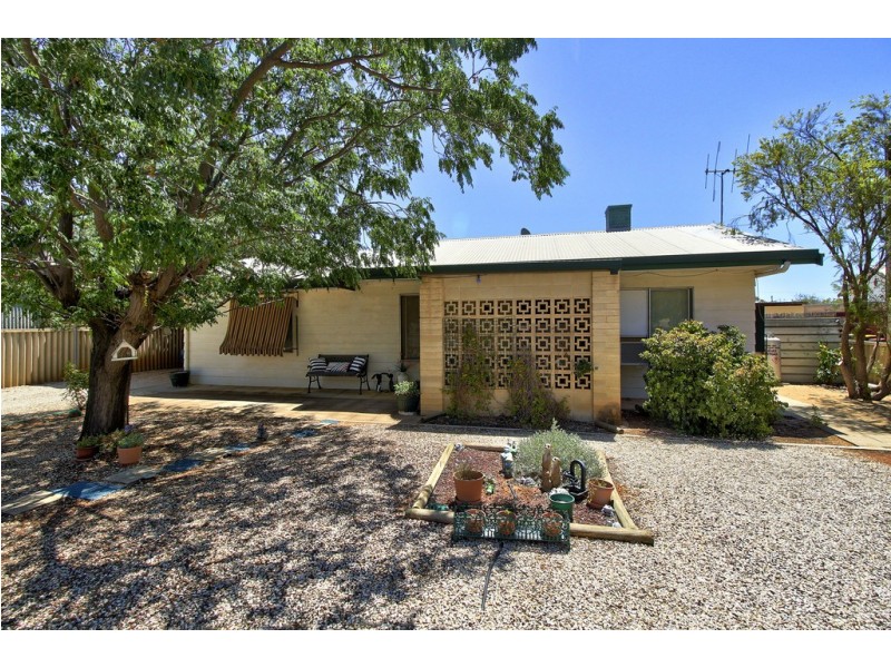 12 Hameister Avenue, Loxton SA 5333