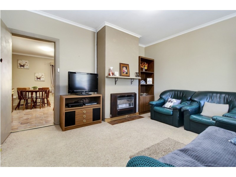 12 Hameister Avenue, Loxton SA 5333