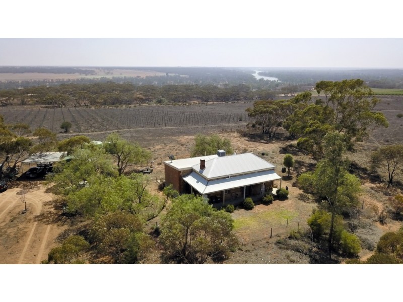 15501 Sturt Highway, Waikerie SA 5330