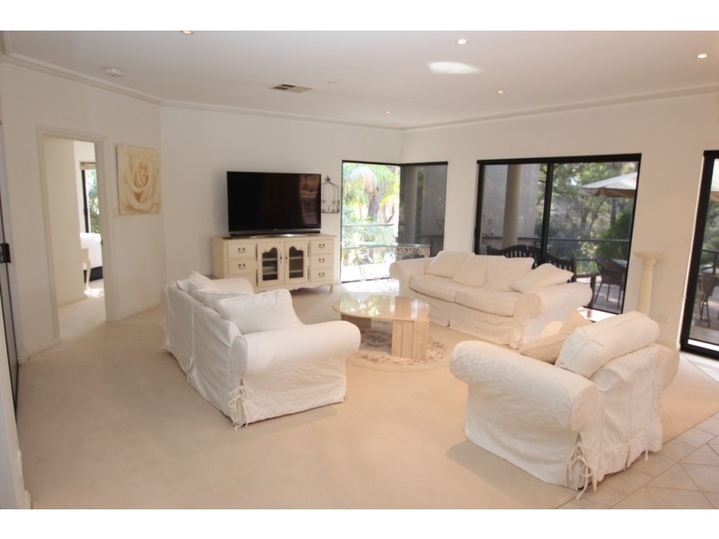 8 Palm Court, Renmark SA 5341