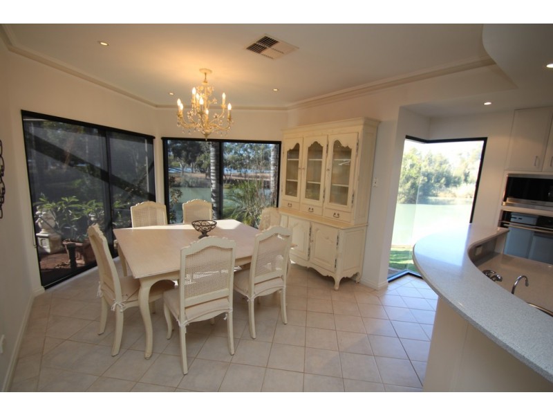 8 Palm Court, Renmark SA 5341