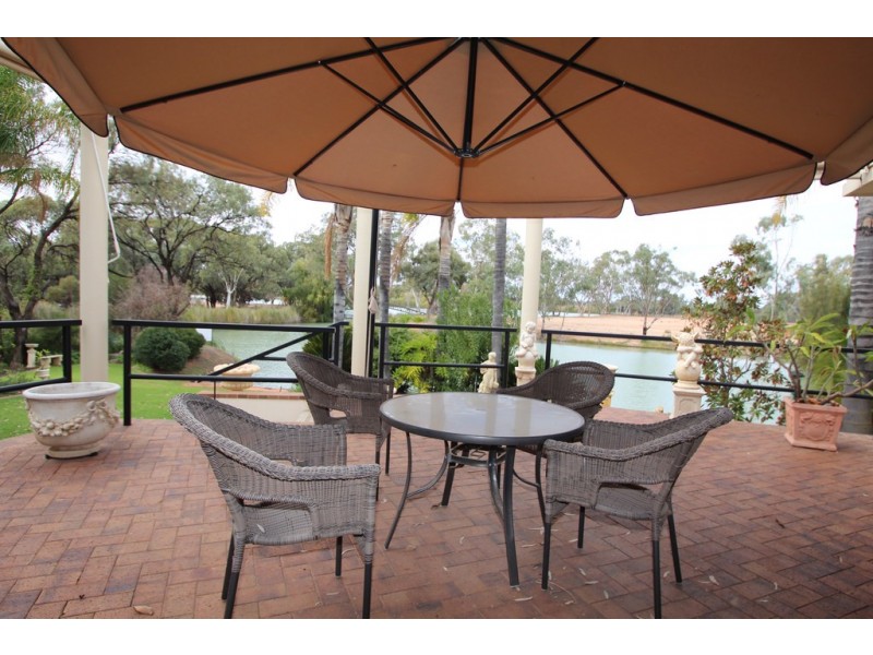 8 Palm Court, Renmark SA 5341
