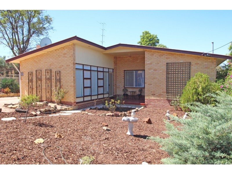 6 Churchill Street, Paringa SA 5340