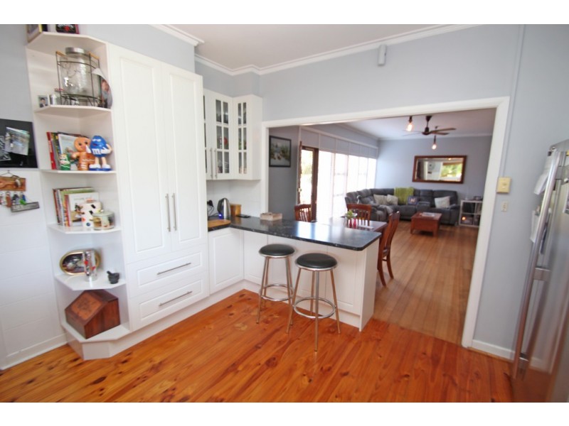 6 Churchill Street, Paringa SA 5340