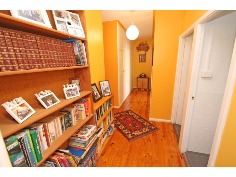 6 Churchill Street, Paringa SA 5340