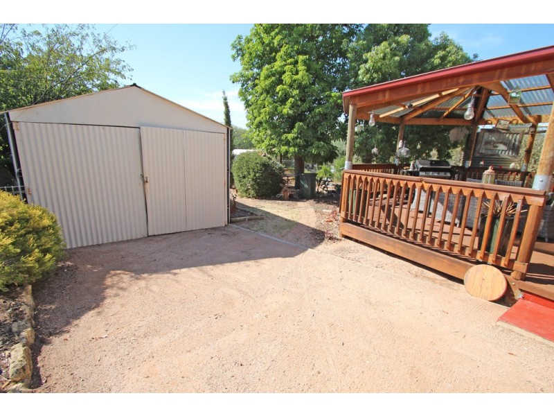 6 Churchill Street, Paringa SA 5340