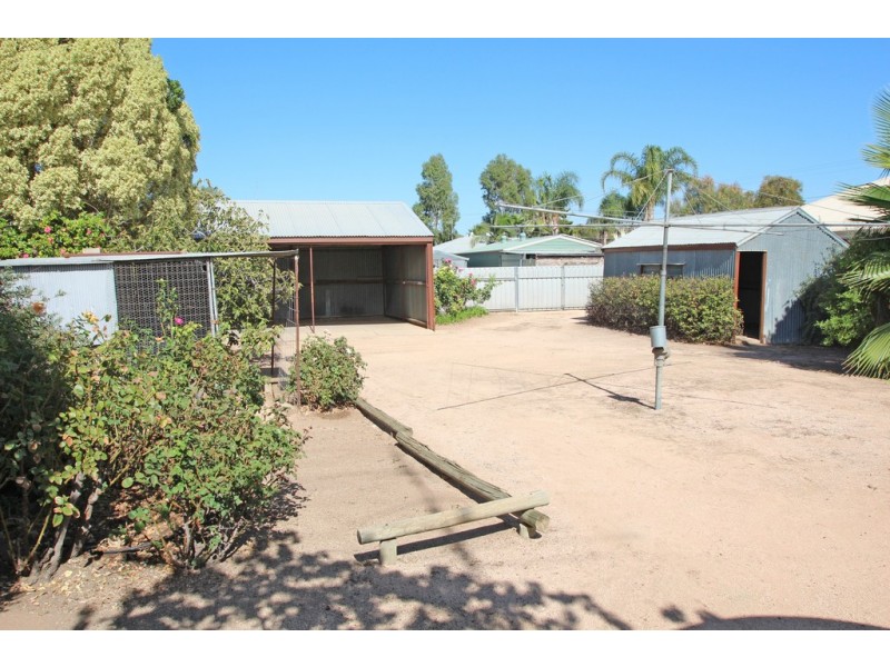 41 Railway Tce, Renmark SA 5341