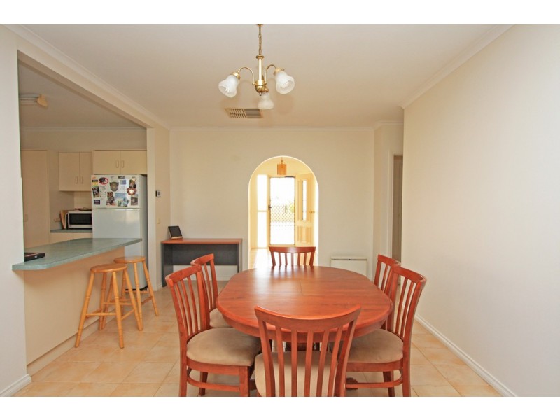 36 Fifth Street, Loxton SA 5333