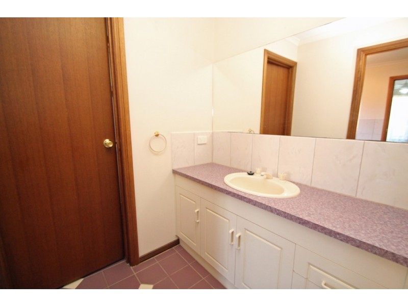 16b Railway Terrace, Renmark SA 5341