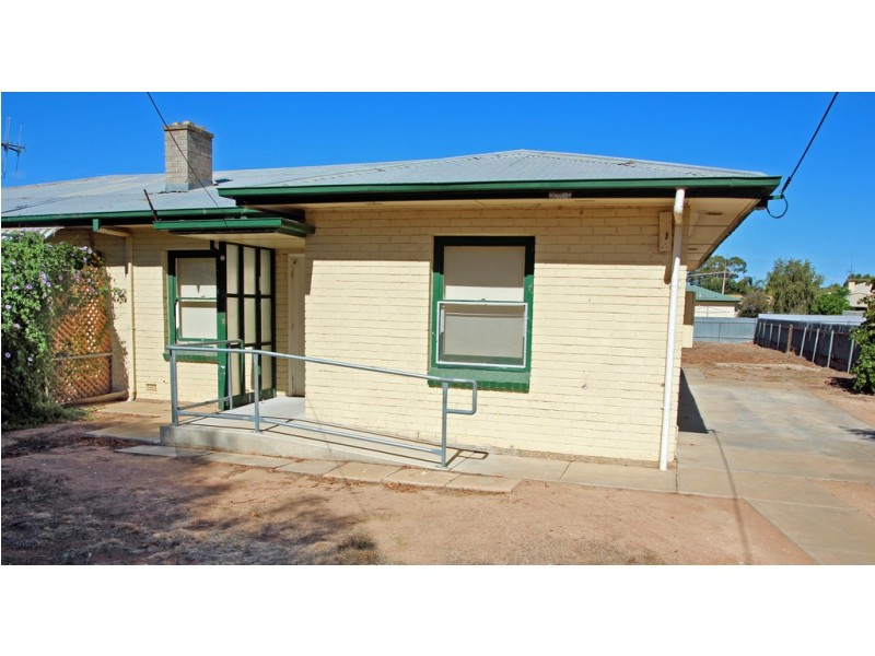 25 Twentieth Street, Renmark SA 5341
