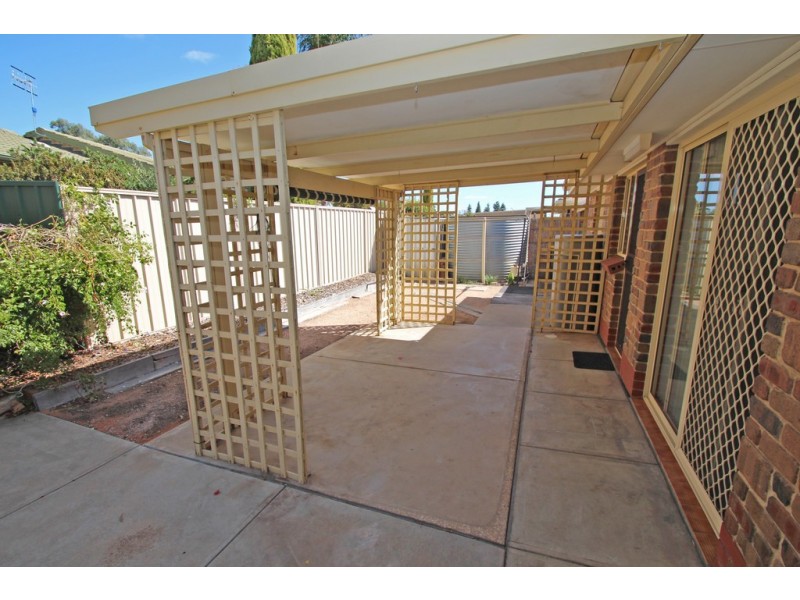 Unit 1/68 Cowra Street, Renmark SA 5341