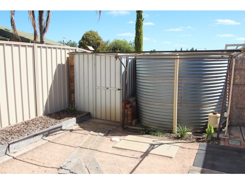 Unit 1/68 Cowra Street, Renmark SA 5341