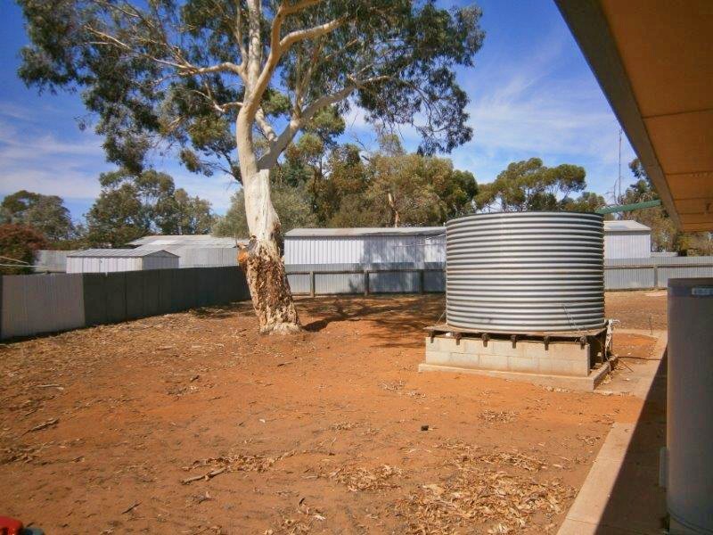 9 Smith Drive, Waikerie SA 5330