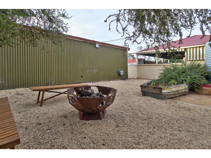 18 Third Street, Loxton SA 5333