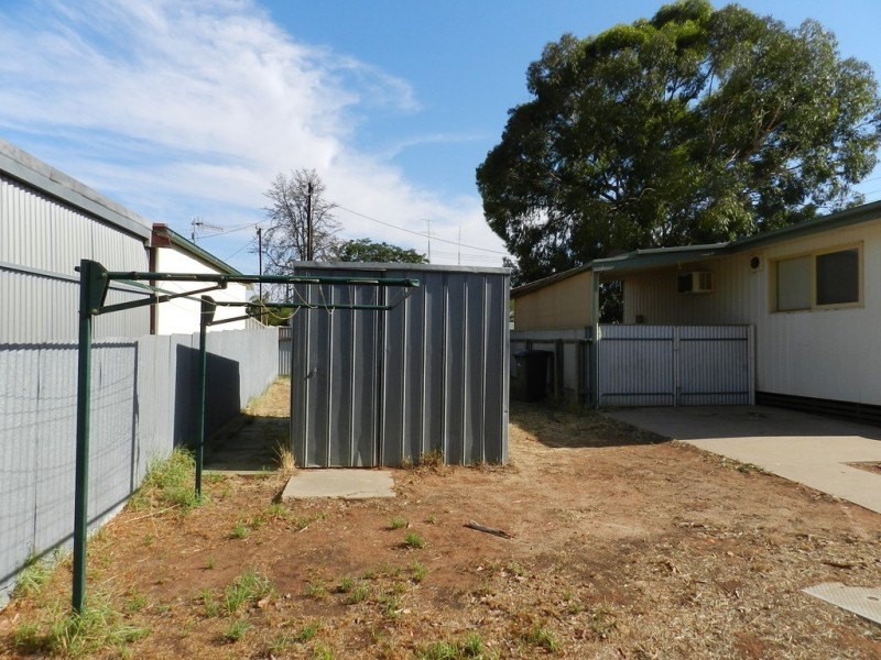 26 Bahnisch Avenue, Berri SA 5343