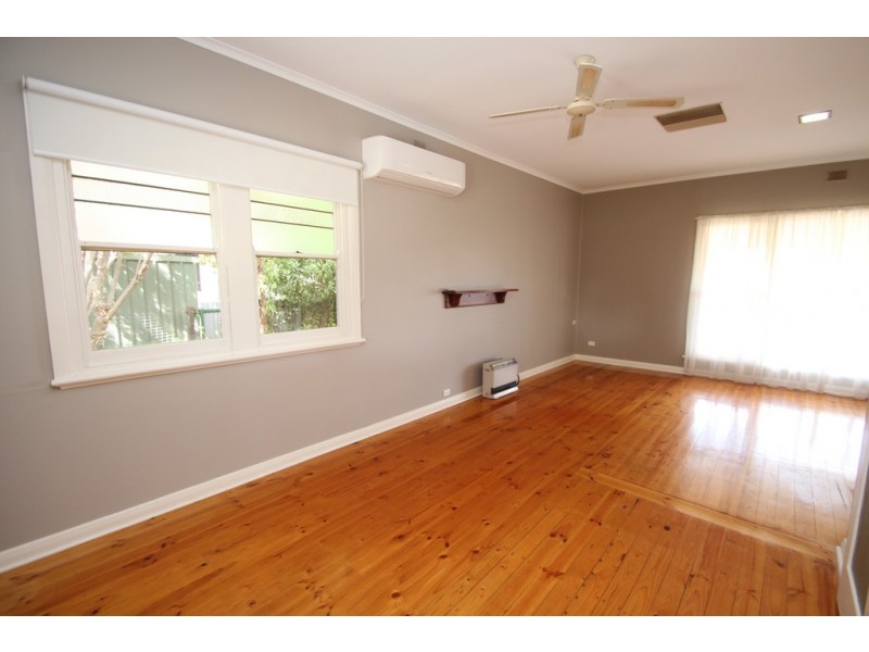 10 KOKODA AVENUE, Renmark SA 5341