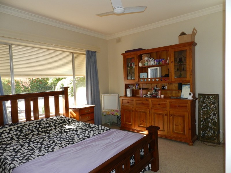 11 Hawdon Street, Barmera SA 5345