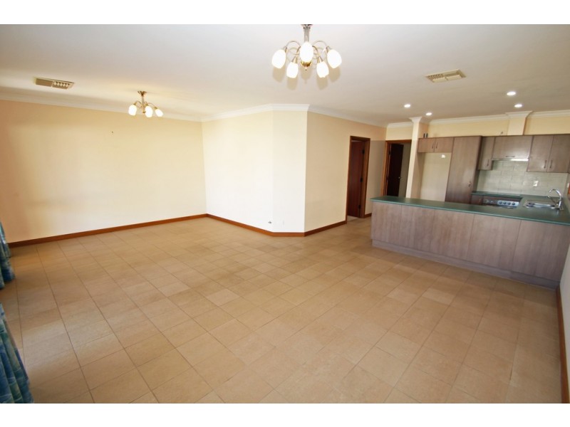 19 Tenth Street, Renmark SA 5341