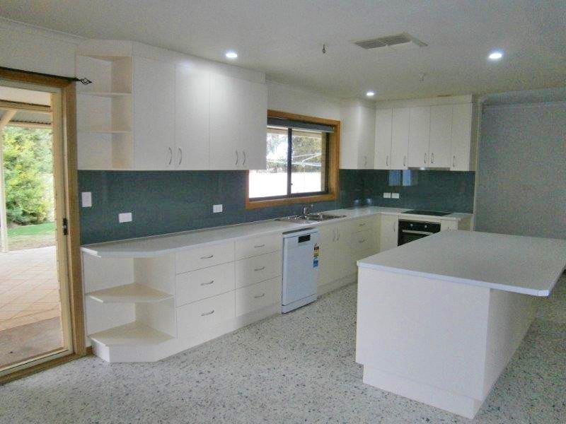 12614 Sturt Highway, Waikerie SA 5330