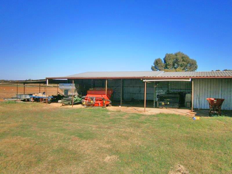 12614 Sturt Highway, Waikerie SA 5330